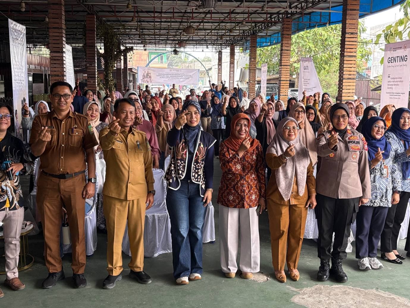 Keluarga Bahagia dan Anak Berkualitas, Delia Pratiwi dan BKKBN Sumut Gaungkan Semangat Indonesia Emas di Langkat
