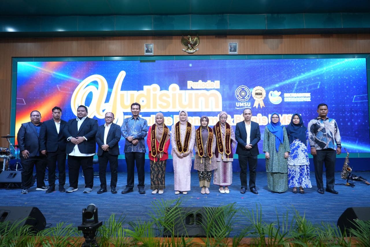 FEB UMSU Yudisium 483 Lulusan, Pamerkan Entreprenuer Sukses